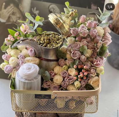 ورد تشرين - نجران - +966 53 264 9522