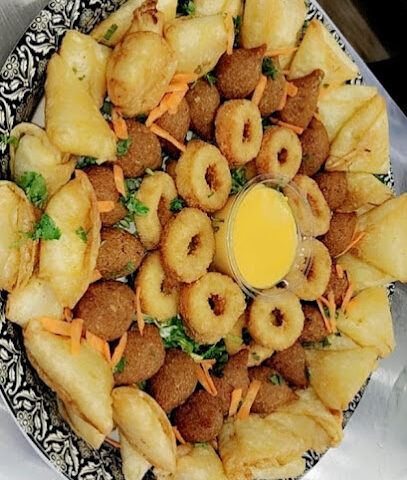 مطعم شاورما يوشة - تبوك - +966 53 360 3150
