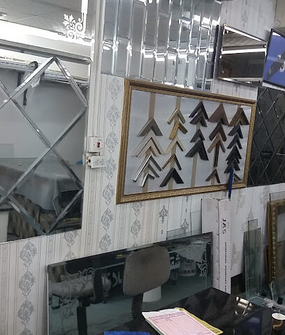 ديوان الدانه لزجاج والمرايا والبراويز - الدمام - +966 53 544 1596