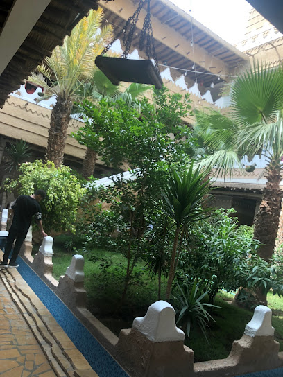مناحل الجبل الأخضر سوق الثلاثاء - Saudi Arabia|7628 طريق الإمام عبدالرحمن بن فيصل بن تركي، المفتاحة، أبها 62521 3097،