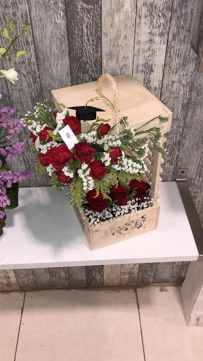 بائعة الورود - Sakaka 24241