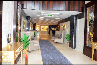 القصر - خميس مشيط - +966 53 140 8000