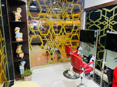 أنفا للحلاقة -  - +966 54 052 0929