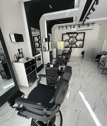 صالون الانيق الثاني للحلاقة الرجالية - القطيف - +966 51 040 8387