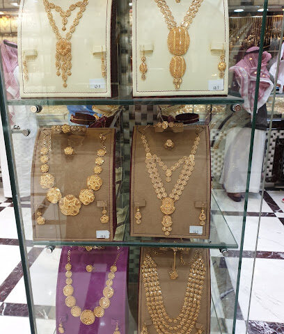 بن طائر للذهب والمجوهرات - خميس مشيط - +966 17 222 2242