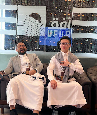 إنبون السعودية العربية - أبها - +966 59 015 7274