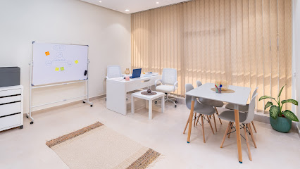 يمكنني التوسيط - الرياض - +966 55 664 8249