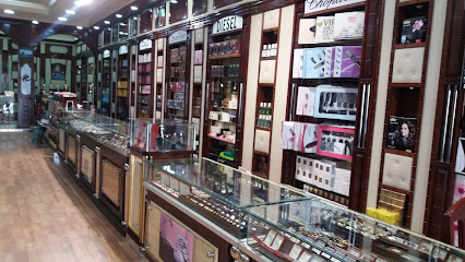 الاحمري للعود والعطور - أبها - +966 53 737 7153