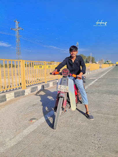 Garniya - Jeddah 22528
