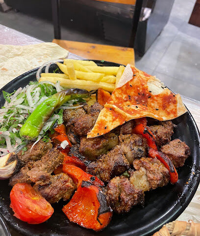 مطعم زاد الصياد - القطيف - +966 13 808 0020