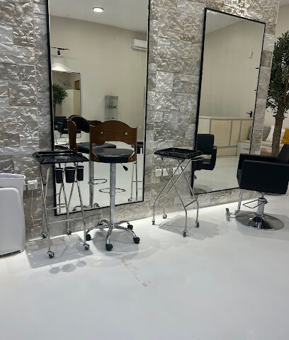 صالون ارمني للسيدات - الزلفي - +966 53 415 0774