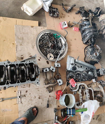 الموفر لقطع غيار السيارات تويوتا لكزس - صامطة - +966 50 238 9000