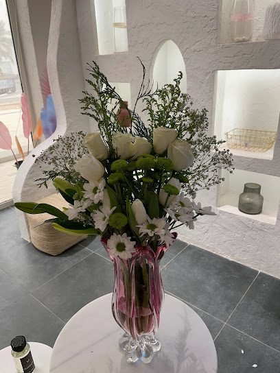 99 Gifts and Flowers Shop تسعه وتسعون للورود والهدايا - Saudi Arabia|Riyadh 13516|Hittin|طريق الأمير محمد بن سعد بن عبدالعزيز،
