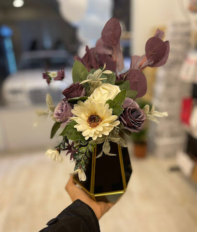 Salyee flowers - Tarout - +966 54 744 1997